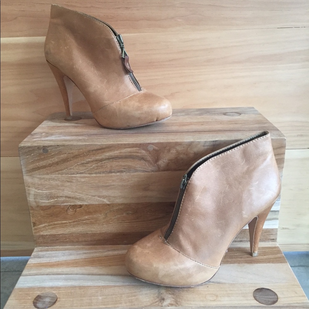 Cynthia Vincent high heel zip front Bootie